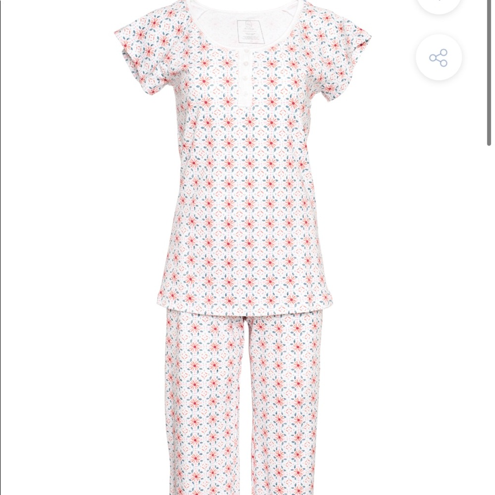 Lila and Hayes women’s pajamas